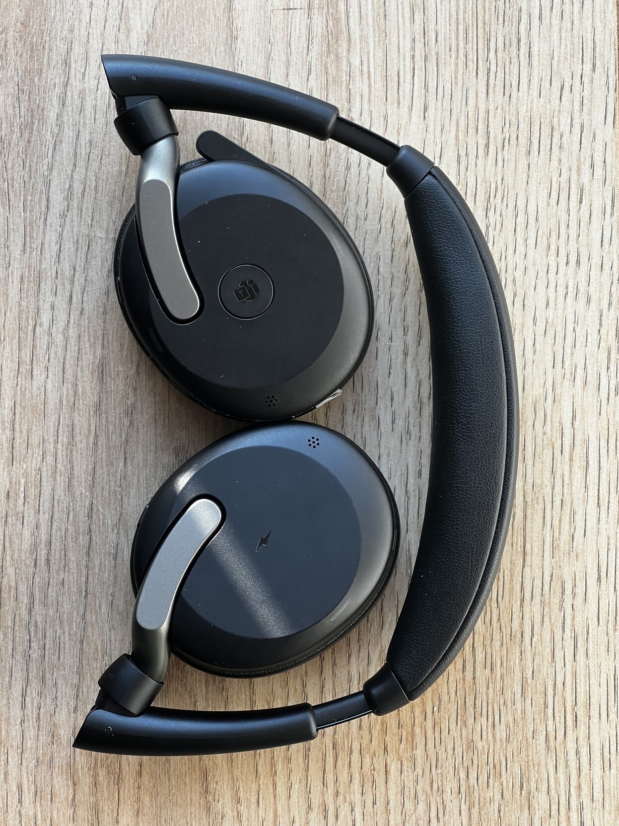 Jabra Evolve2 65 Flex review: Luxurious foldable headset - Can Buy