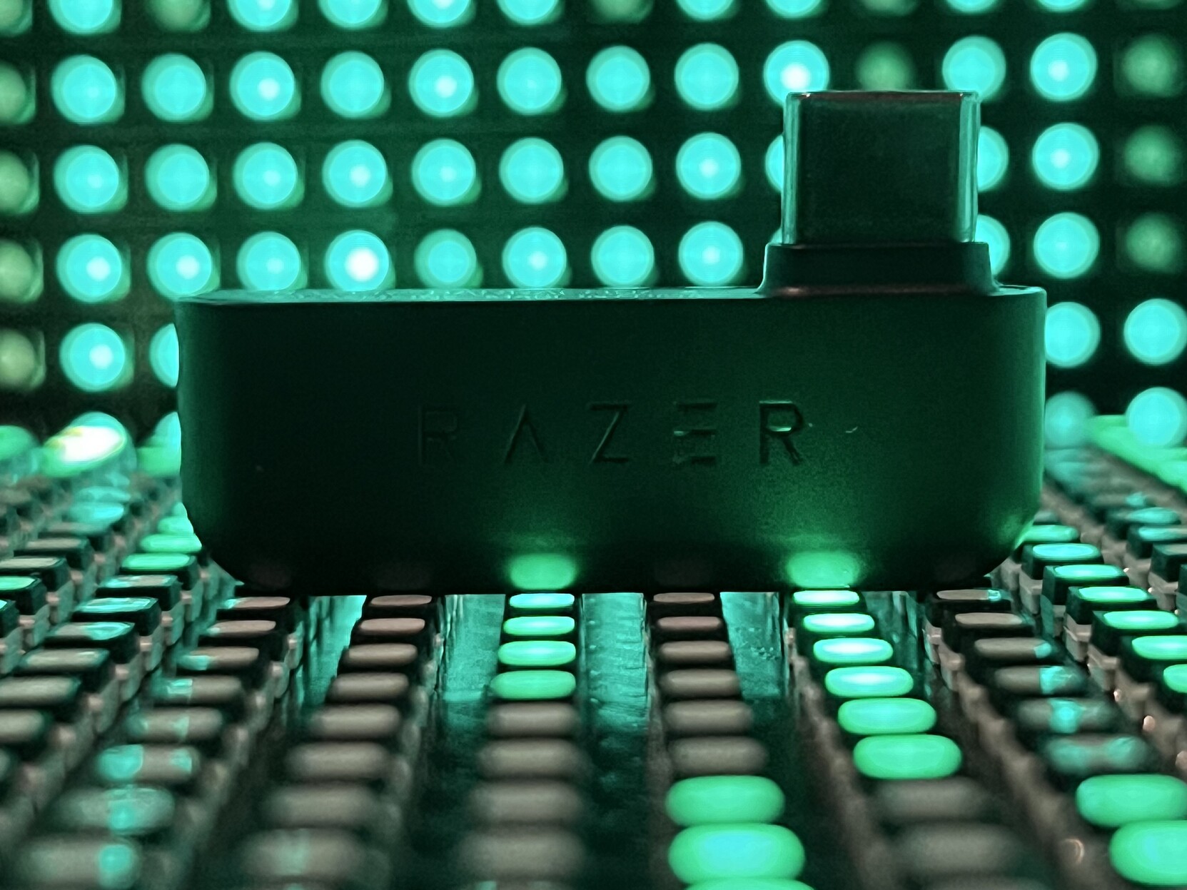 Razer Announces Collaboration With Roblox, Themed Hardware Collection  Launching April 28